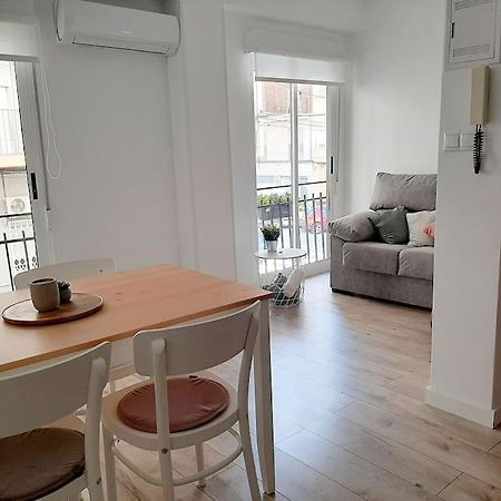Confortable Apartamento En Elche Kültér fotó