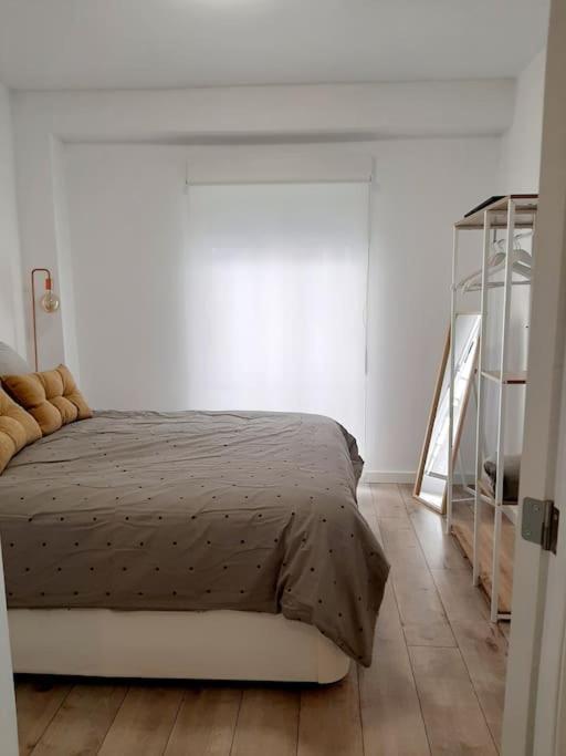 Confortable Apartamento En Elche Kültér fotó