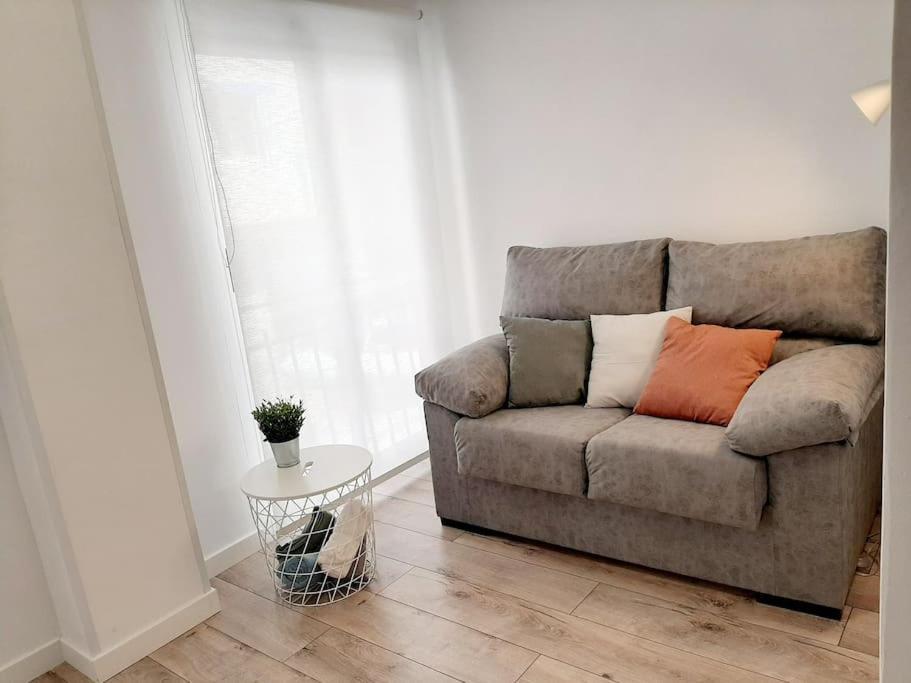 Confortable Apartamento En Elche Kültér fotó
