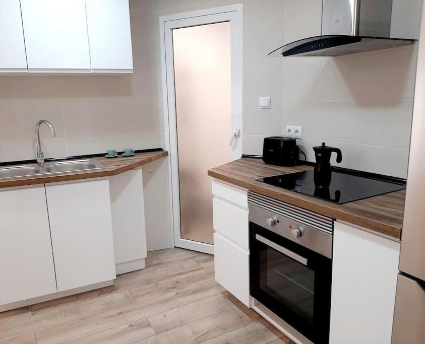 Confortable Apartamento En Elche Kültér fotó